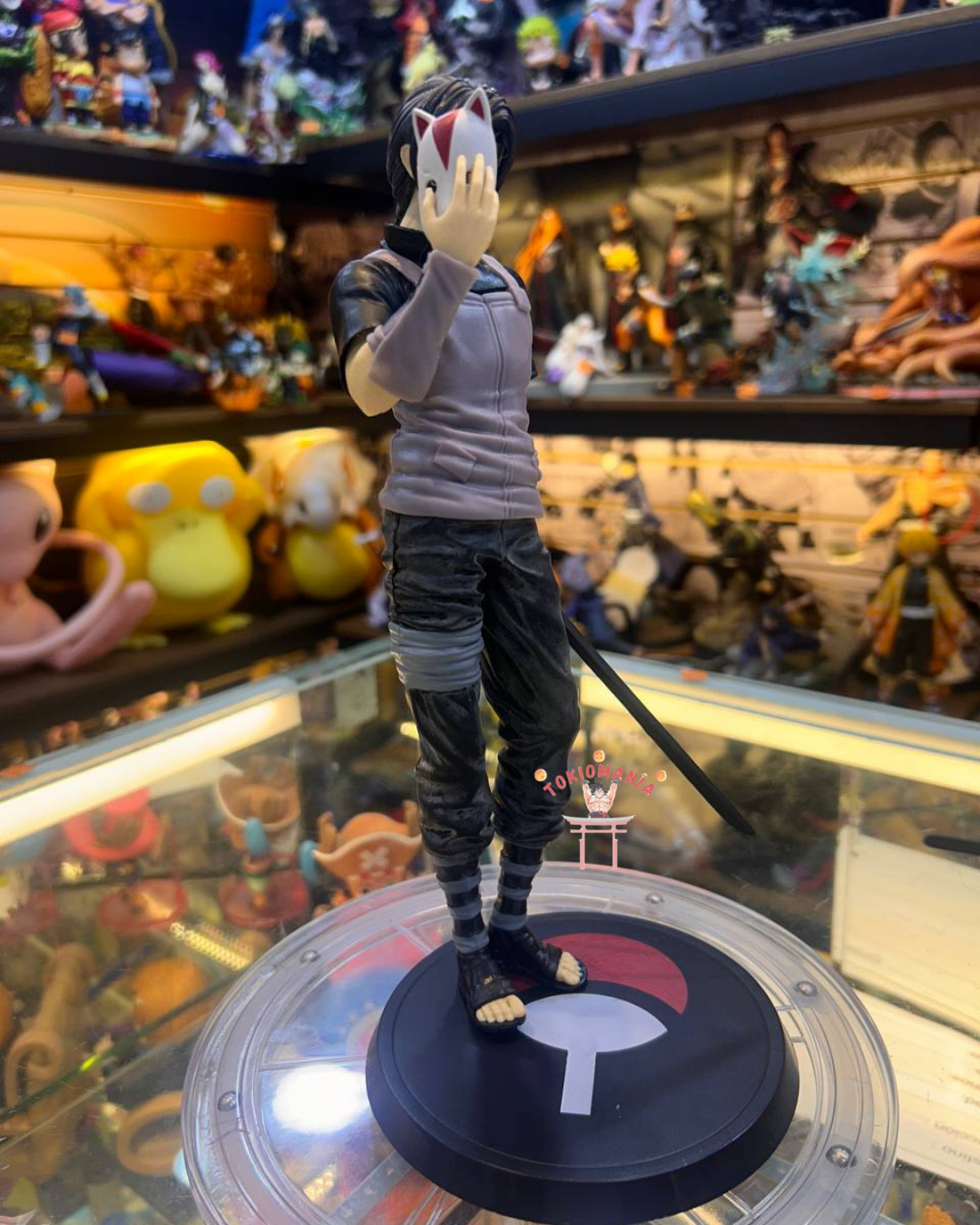 Figura Itachi