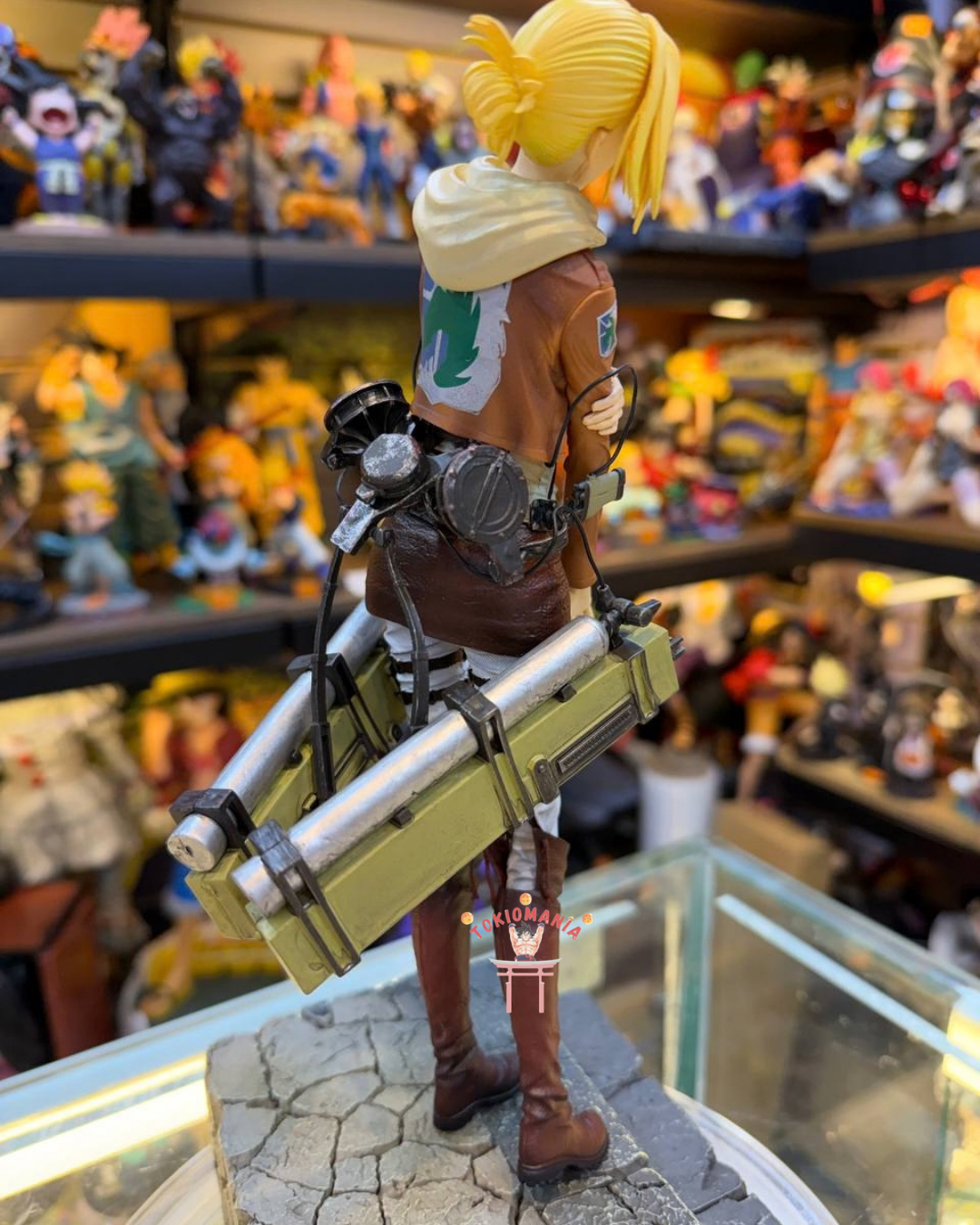 Figura Annie Leonhart
