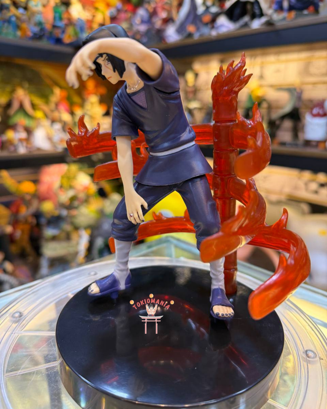 Figura Itachi Uchiha