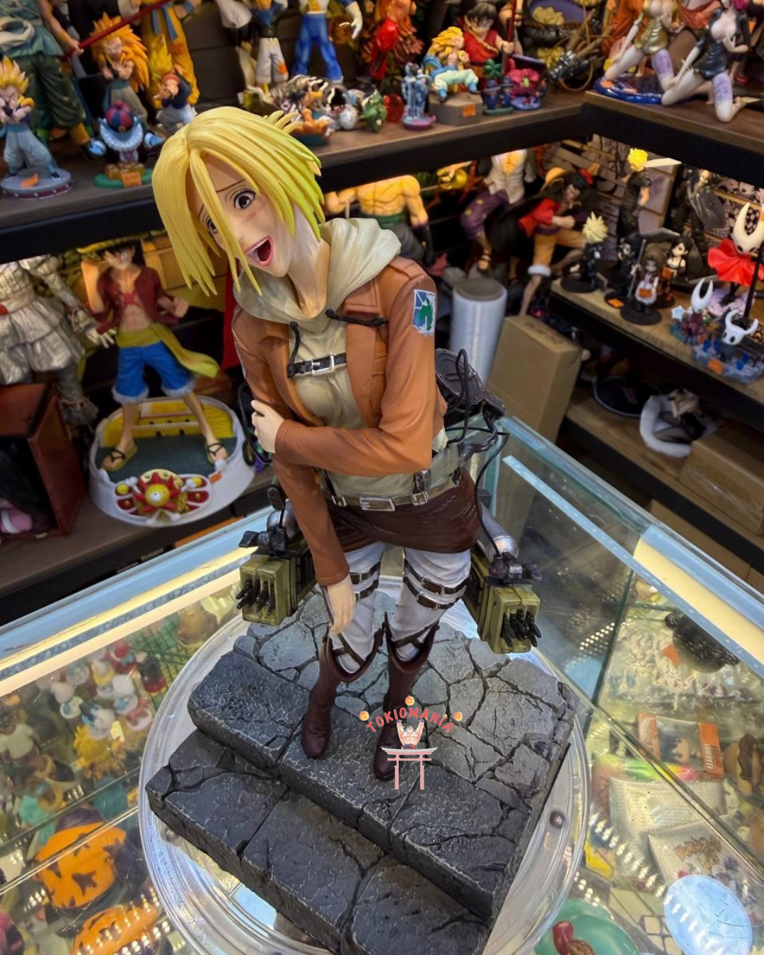 Figura Annie Leonhart