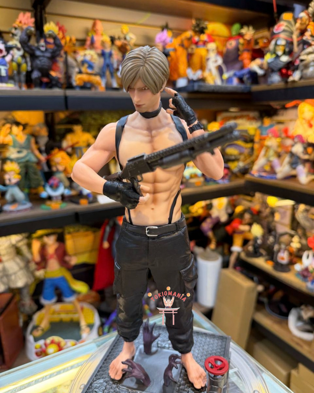 Figura Leon S. Kennedy Resident Evil