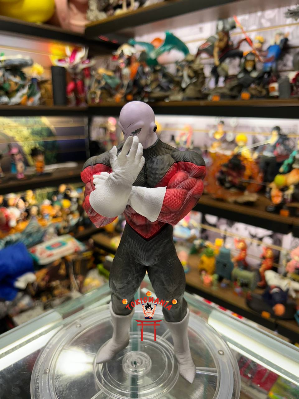 Figura Jiren