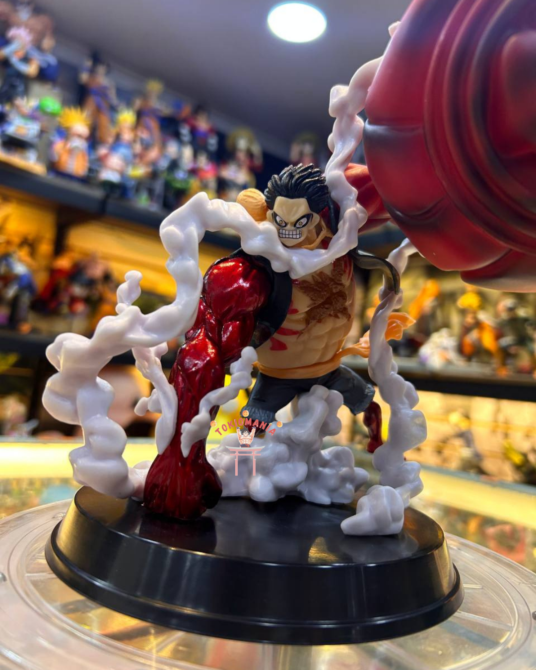 Figura Luffy Gear 4
