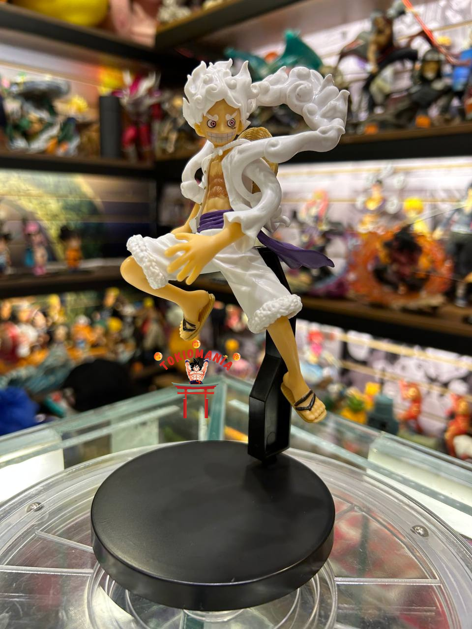 Figura Luffy Gear 5