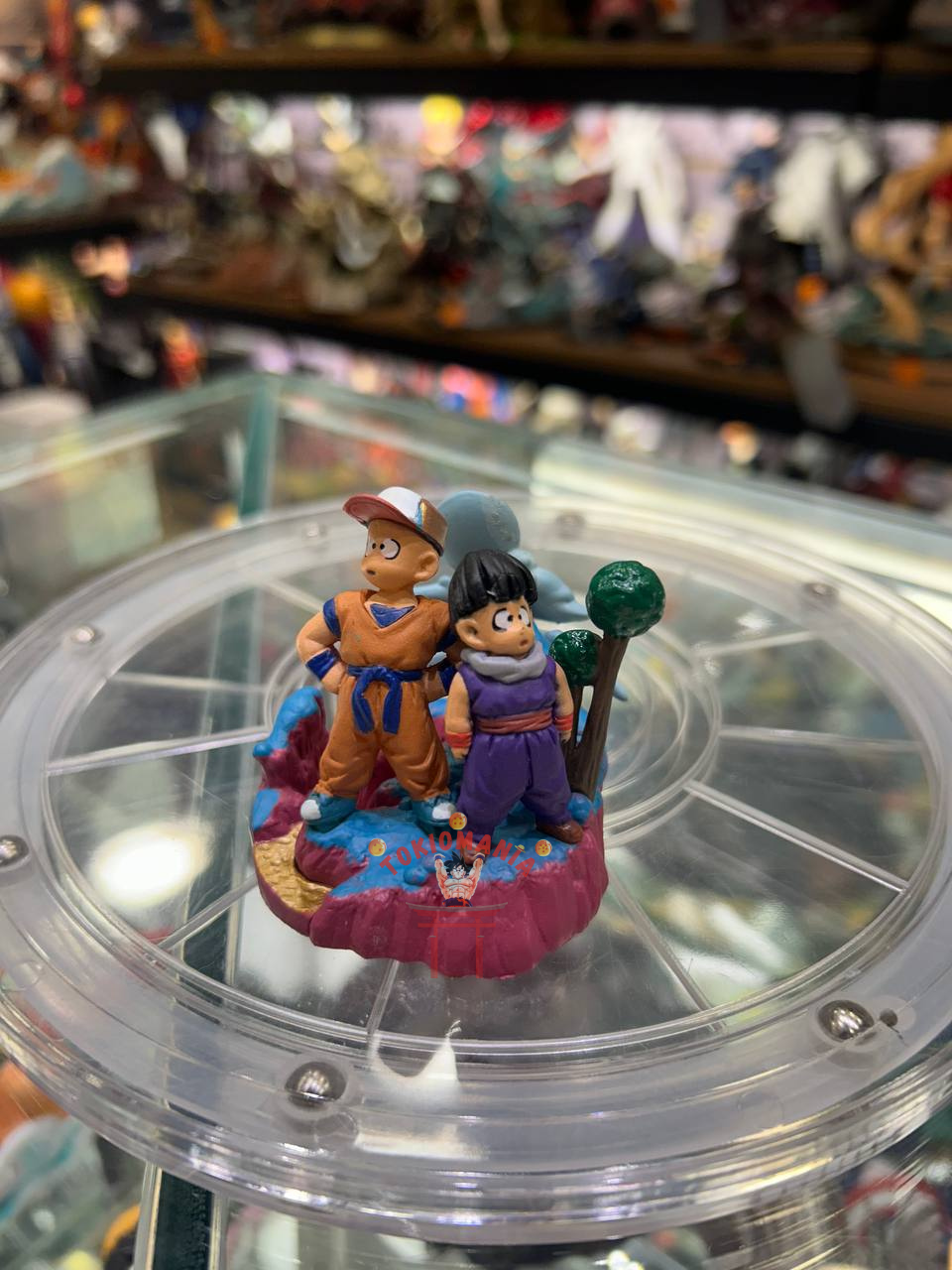 Figura Krillin y Son Gohan