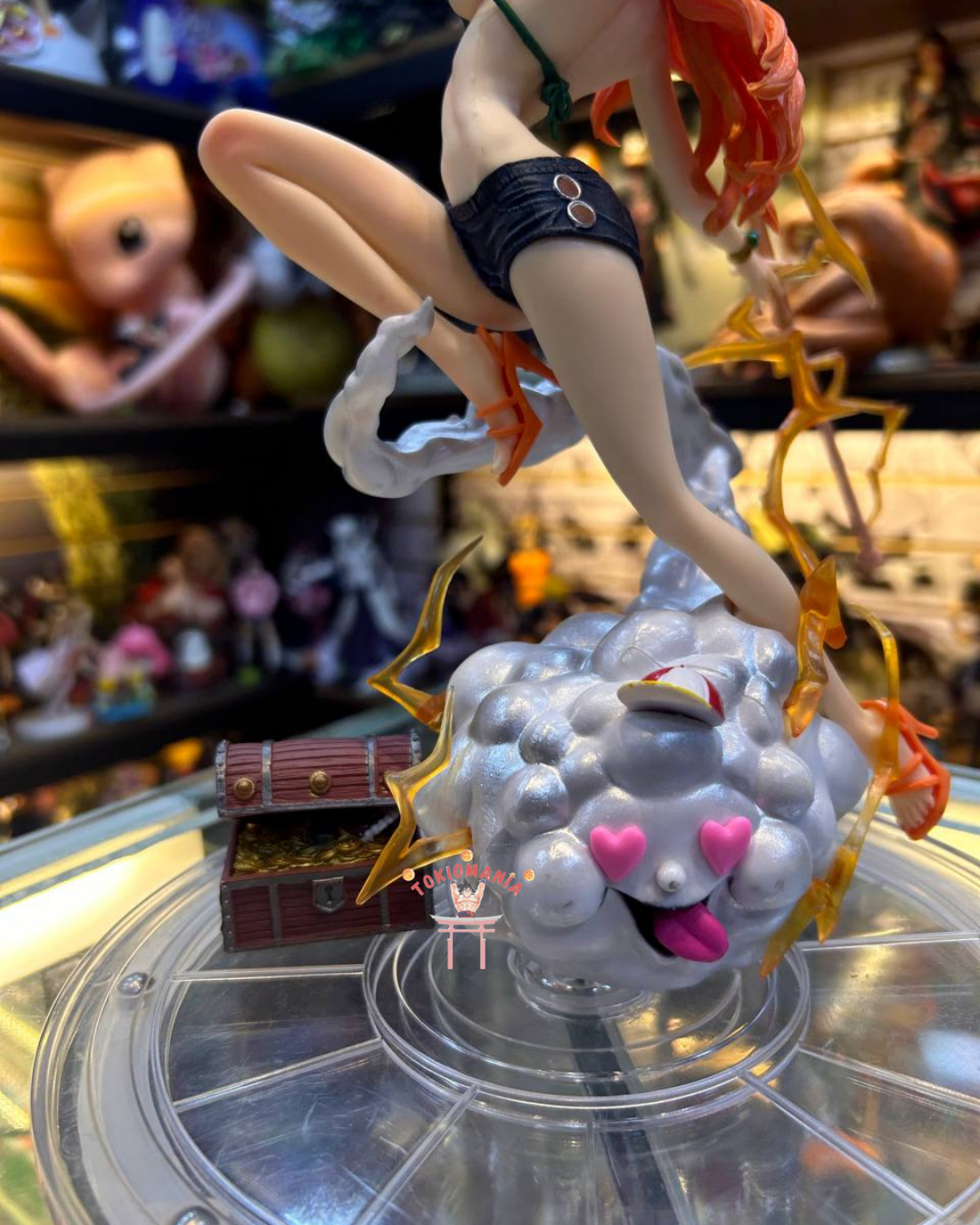 Figura Nami