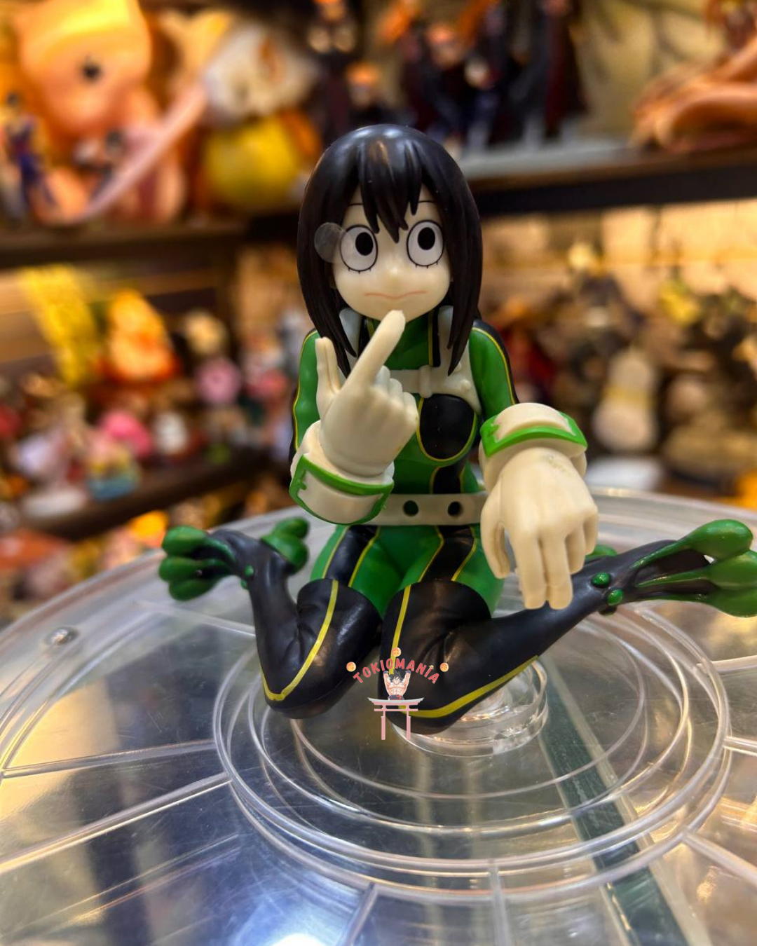 Figura Tsuyu Asui