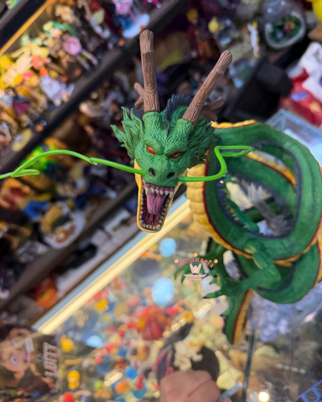 Figura Shenlong