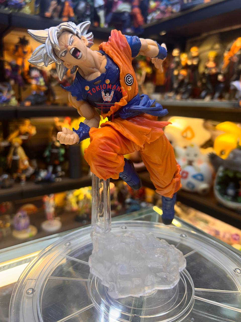 Figura Goku Ultra Instinto