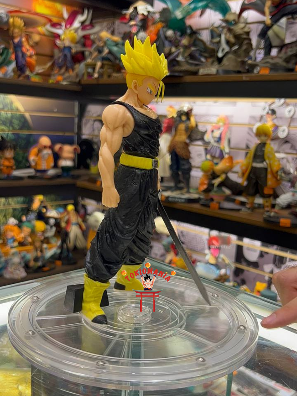 Figura Trunks