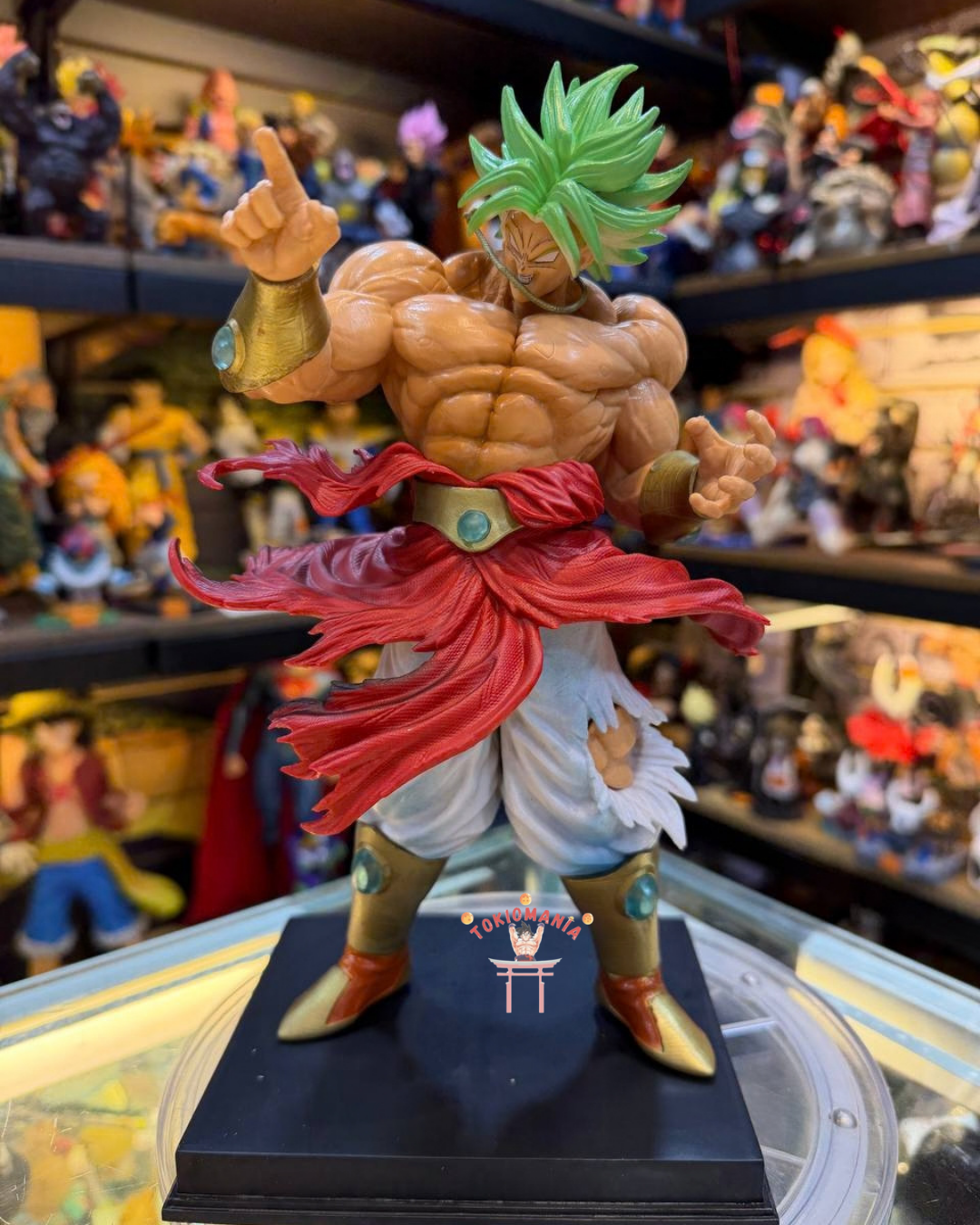 Figura Broly