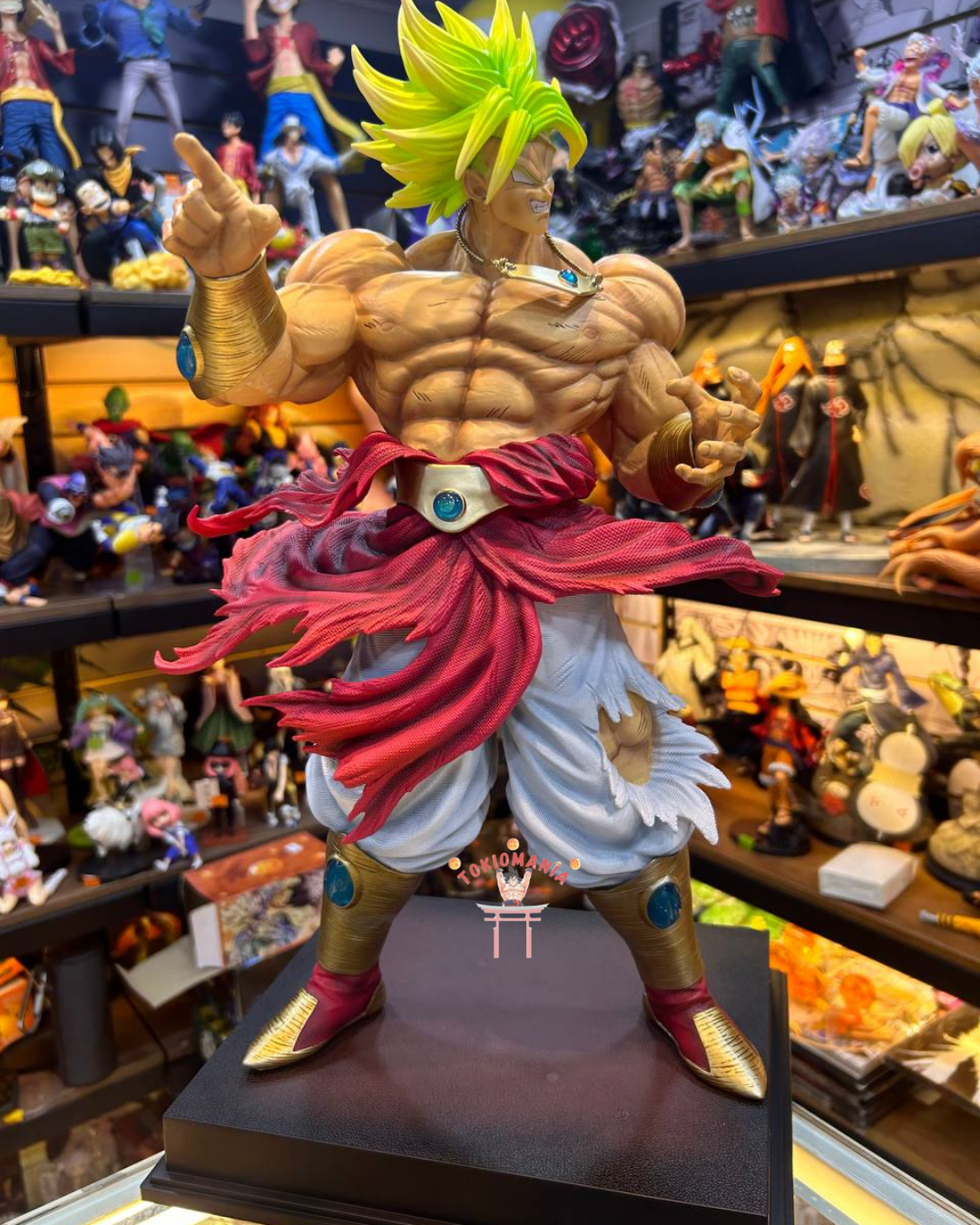 Figura Broly