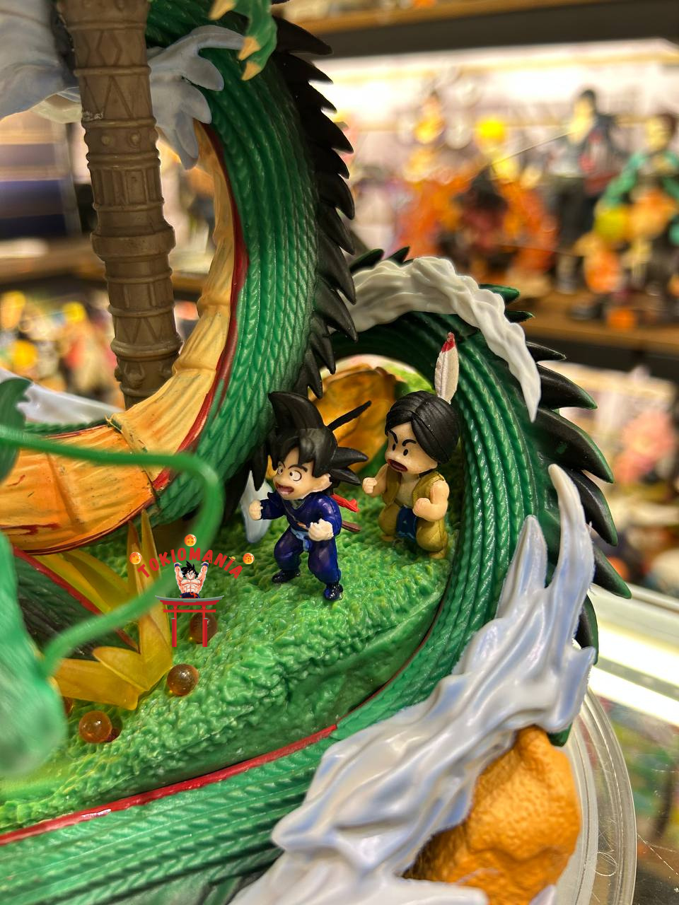 Figura Shenlong